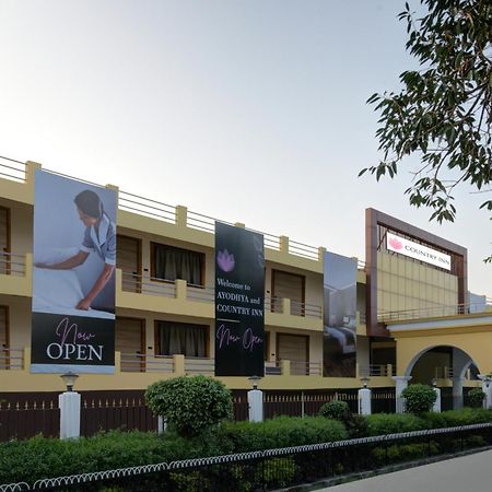 Country Inn Ayodhya - Opposite Airport Exterior foto